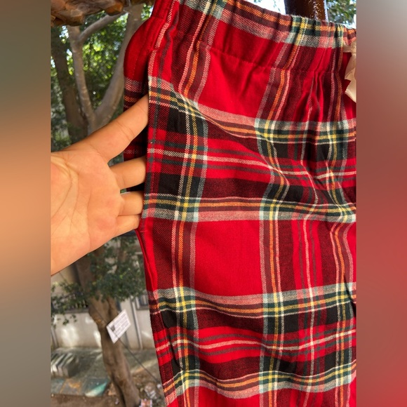 Lands End  Flannel Pajama Set.Size - XL - Picture 12 of 17